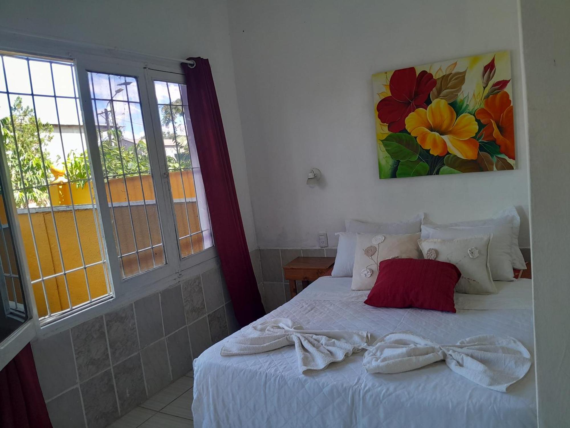 פוארטו איגואסו Hostel Damaris מראה חיצוני תמונה